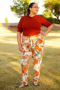 The Adult's Paperbag Pants Pattern is on-trend and will have you feeling your best! These pants not only look great, but they are comfortable at the same time! The elastic waistband design and knit fabric come together to make an easy pull-on pant with cut sash detail at the waist. The pants can be capri length or full length. Sizes: This PDF sewing pattern comes in sizes XXS - 5XL. This pattern is drafted to our curvy size chart (based on the female body type). Fabric Recommendation: The Paperb Women Trousers Pattern, Trouser Pattern, Waistband Design, Body Types Women, Sell Dresses, Sewing Clothes Women, Paperbag Pants, Clothes Sewing Patterns, Female Body