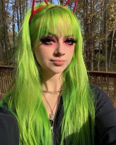 Sophisticated Green Hair for a Modern Twist Lime Hair Color, Lime Green Hair Color, Green Long Hair, Bright Green Hair, Lime Hair, Lime Green Hair, Neon Hair Color, Neon Green Hair