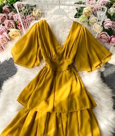 Lovely A line v neck chiffon dress Fabric: chiffon Color: yellow, green, ogrange, black Size(cm): S, M S length 116 bust 95 sleeve length 30 Dress Elegant Long, Lantern Sleeve Top, Ruffle Cake, Floral Chiffon Dress, Square Neck Dress, Floral Chiffon, Lantern Sleeve, V Neck Dress, Summer Dresses For Women