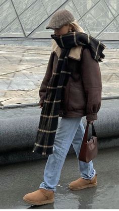 37 Autumn / winter 22 ideas in 2022 | fall outfits, fashion inspo outfits, fashion inspo Cabin Fashion Winter, New York Winter Outfits 2022, Fall Long Coat Outfits, Costal Grandma Aesthetic Outfits Winter, Trendy Cold Weather Outfits Winter Style, Ugg Fall Outfits, Boston Outfits Winter, Scandinavian Winter Outfits, Copenhagen Style Winter