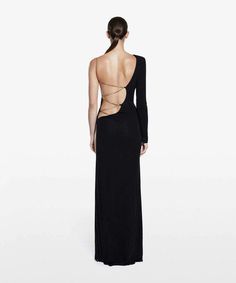 Chain-Embellished Backless Dress – Trend4us Chic One-shoulder Floor-length Dress For Gala, Chic One Shoulder Floor-length Dress For Gala, Chic Floor-length One-shoulder Dress For Gala, Strapless Backless Dress For Evening Party Season, Luxury Asymmetrical Neckline Cocktail Dress, Luxury Cocktail Dress With Asymmetrical Neckline, Elegant Evening Asymmetrical Floor-length Dress, Chic Asymmetrical Floor-length Party Dress, Chic Asymmetrical Floor-length Dress For Party