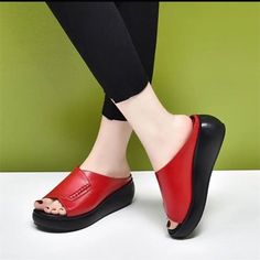 Specification: Materials: Pu leather, polyurethane Color: White/Black Toe: Round Head Height: 5 cm Size: 36-40 Wedge Slippers, Soft Sole Slippers, Casual Sandals Womens, Outwear Fashion, Wedge Flip Flops, Platform Slippers, Womens Shoes High Heels, Girls Sandals, Fashion Sandals