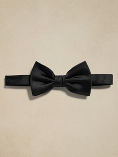 We crafted this bow-tie from stunning silk satin, a traditional and timeless choice.  It arrives pre-tied, so there's no need to worry about tying the perfect knot.  Bow tie is pre-tied.  Adjustable slider strap with hook fastening. Men Ties, Knot Bow, Mens Bow Ties, Suit Separates, Pocket Squares, Men's Suits, Satin Bow, Tall Guys, Tie And Pocket Square