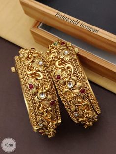 Gold Bangles Design, Bangle Designs, Gold Jewellery Design, Bangle Bracelets, Gold Jewelry, Jewelry Design