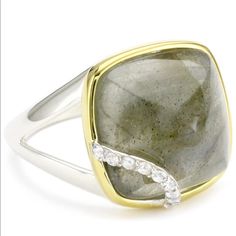 Kara Ross Sugarloaf Ring Featuring Sterling Silver Split Shank, White Sapphire Accents, And Hand-Cut Labradorite Framed In 18k Gold A Delicate Ring With Sparkling Accents. New With Pouch Never Worn Sugarloaf Ring, Kara Ross Jewelry, Red Crystal Ring, Sapphire Anniversary Ring, Fuchsia Necklace, Sapphire Anniversary, Fragrant Jewels, David Yurman Ring, Bow Ring