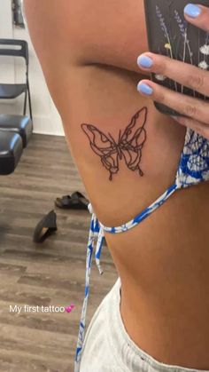 My first tattoo💕 Lower Neck Tattoo, Side Of Arm Tattoos For Women, Rib Tattoos For Women Side Tat Ideas, Side Tattoos Women Ribs, Butterfly Tattoo Placement Ideas, Feminine Tattoo Placement, Lower Hip Tattoos, Funky Backgrounds, Tattoos For Women Cat