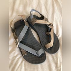 Chaco Bodhi Earth Gray Sandals New Gray Flat Sandals For The Beach, Gray Sport Sandals For Beach And Summer, Gray Open Toe Beach Sandals, Gray Open Toe Sandals For The Beach, Gray Open Toe Sandals For Outdoor, Gray Sandals, Grey Sandals, Chaco Shoes, Women's Shoes Sandals