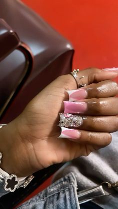 White Shirt Acrylic Nails, Shirt Acrylic Nails, Dip Nails With Tips, Short Exotic Nails, Nails With Tips, Nails With White, Tips Design, Dip Nails