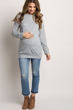 Can you say staple piece? This basic knit maternity sweater is perfect for the winter season, whether you are lounging at home or dressing up for a dinner. With a few stylish accessories, you can wear this knit maternity top anywhere. Maternity Hoodie, Basic Sweaters, Maternity Sweater, Pink Blush Maternity, Front Tie Top, Maternity Tops, Stylish Accessories, Maternity Clothes, Over 50