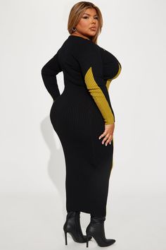 Available In Black/Green. Sweater Maxi Dress V-Neck Long Sleeve Stretch Disclaimer Pattern Placement May Vary 80% Rayon 20% Polyester Imported | Peyton Sweater Maxi Dress in Black/Green size Small by Fashion Nova Black Ribbed V-neck Dress, Black Ribbed Midi Dress For Work, Sweater Maxi Dress, Xl Fashion, Green Sweater, Green Fashion, Black Maxi Dress, Black Green, Fashion Nova