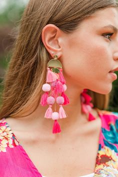 Fb-feed Big Colorful Earrings, Boho Fashion Bohemian, Bold Earrings, Pink Tassel, Colorful Earrings, Vacation Beach, Pink Earrings, Beach Party, Summer Vacation