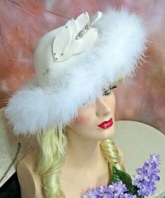 VINTAGE Mr John CLASSIC hat WHITE FELT Marabou feather trim JEWELED Hat pin BOX | eBay Pin Box, Felt Leaves, Elegant Hats, Classic Hats, Feather Trim, Cover Girl, Beautiful Cover, Hat Pin, Hat Pins