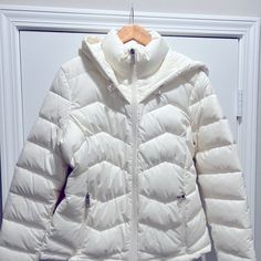 White Calvin Klein Hooded Puffer Coat Size Medium - Nwt White Calvin Klein, Calvin Klein White, Puffer Coat, Womens Calvin Klein, Calvin Klein, Puffer, Color White, Jackets & Coats, Jackets For Women