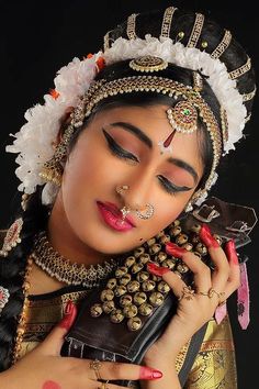 Bharatanatyam Makeup, Lakshmi Menon