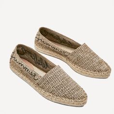 Welcome Summer As Side Slogan... Love Casual Cool Texture Of Raffia... Euro Size 39(8), 36(6) Casual Natural Espadrilles With Flat Heel, Casual Natural Flat Heel Espadrilles, Casual Natural Espadrilles With Closed Toe, Casual Natural Closed Toe Espadrilles, Casual Espadrilles With Woven Round Toe, Casual Woven Espadrilles With Round Toe, Casual Brown Flat Heel Espadrilles, Trendy Beige Espadrilles With Woven Sole, Comfortable Brown Espadrilles For Spring