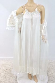 Tosca Long Nightgown Peignoir Robe Set Small Cream Nylon Layers Vintage | eBay Ethereal Nightgown, Nightgown Romantic, Edwardian Nightgown, Wedding Nightgown, Princess Nightgowns, Linen Nightgown, Fake Wedding, Vintage Pajamas, Nightgown Sets