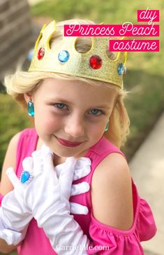 Diy Princess Peach Costume, Princess Peach Costume Diy, Tomato Costume, Princess Peach Costume, Peach Costume, Chicken Costumes, Easy Diy Costumes, Pretty Crafts, Fun Halloween Crafts