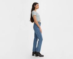 Get a cool and laid-back '90s look with this throwback style. It's a modern take on a relaxed vintage fit, with an easy silhouette and a classic straight-leg finish. Plus, these jeans are made with a hint of stretch for a worn-in look that fit and feel as good as new. Old-school vibes cut just the way you like 'em Relaxed fit for a vintage-inspired look Finished with a versatile straight leg Features Levi’s® Sculpt fabrication with Hypersoft for enhanced comfort with supportive stretch, making these our softest jeans ever Retro Bottoms With Relaxed Fit And Straight Hem, Retro Relaxed Fit Flare Jeans For Fall, Retro Flare Jeans With Relaxed Fit For Fall, Casual Jeans With Standard Cut Leg For Spring, Retro Straight Leg Fall Jeans, Casual Standard Cut Leg Jeans For Spring, Retro Straight Leg Jeans For Fall, Trendy Relaxed Fit Jeans For Elevated Casual Occasions, Trendy Relaxed Fit Jeans For Elevated Casual