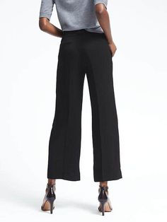 product photo Wide Leg Cropped Pants, Cropped Pants, Linen Blend, Banana Republic, Wide Leg, Trousers, Pants