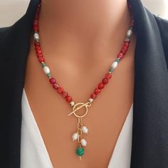 Size: 44cm Color: Green Material: Agate Color: Red Designed with natural pearls representing elegance and love, and agate with high positive energy, the red agate necklace is indispensable for every season. The best gift that will make you and your loved ones happy can be an agate necklace in a stylish package. Red Pearl Necklace With Charm As Gift, Red Pearl Necklace With Pearl Charm As Gift, Elegant Red Crystal Necklaces With Natural Stones, Elegant Red Crystal Necklace With Natural Stones, Elegant Red Pearl Necklace With Natural Stones, Red Pearl Pendant Necklace As Gift, Red Bead Necklace, Red Agate Necklace, Easter Wood Crafts