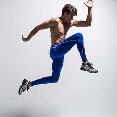 Men's Compression Running Pants | ZORKET | ZORKET Breathable Fitted Leggings For Jogging, Breathable Sportswear Tights For Training, Breathable Compression Running Leggings, Breathable Compression Leggings For Running, Compression Tights For Running, Functional Compression Tights For Running, Compression Sportswear Yoga Pants For Running, Breathable Tight Activewear For Jogging, Compression Running Yoga Pants Sportswear