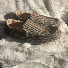 Never Worn Hush Puppies Plaid Loafers Size 9.5 But They Run Small And Narrow Feels Like 8.5 Hush Puppies Shoes, Hush Puppies, Hush Hush, Flat Shoes Women, Loafer Flats, Loafers, Puppies, Plaid, Women Shoes