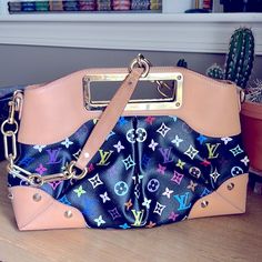 Louis Vuitton Murakami Multicolor Bag In Beautiful Condition, Can Be Worn As A Clutch Or A Crossbody Or Shoulder Bag Louis Vuitton Murakami, Multi Colored Bag, Bags Louis Vuitton, Louis Vuitton Bags, Black Tan, Multi Color, Bag Lady, Louis Vuitton, Shoulder Bag