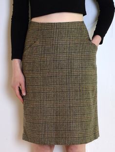 90's Tweed Wool Skirt Pure Wool Brown and Gray Woven - Etsy Poland Fall Tweed Pencil Skirt, Fitted Plaid Pencil Skirt, Fall Plaid Pencil Skirt, Fitted Plaid Pencil Skirt For Work, Fitted Tweed Skirt With Pockets, Fitted Houndstooth Pencil Skirt, Fitted Tweed Pencil Skirt, Vintage Brown Wool Skirt, Brown Vintage Wool Skirt