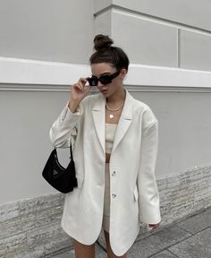 Summer Business Outfits, Summer Outfits Aesthetic, Summer Outfits Women Over 40, Modest Summer Outfits, Summer Outfits For Moms, Summer Outfit Inspiration, Blazer Outfits, White Blazer, Business Outfits