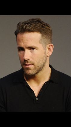 Ryan Reynolds Hair, Ryan Reynolds Haircut, Ivy League Haircut, Young Men Haircuts, Mens Hairstyles Thick Hair