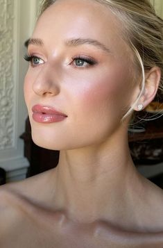 Elegant Soft Makeup, Wedding Inspo Makeup, Natural Makeup For A Wedding, Glowy Day Makeup, Engagement Shoot Hair And Makeup, Wedding Makeup Light Pink, Bold Wedding Makeup For Blue Eyes, Soft And Glowy Makeup, Natural Glowy Makeup Blue Eyes