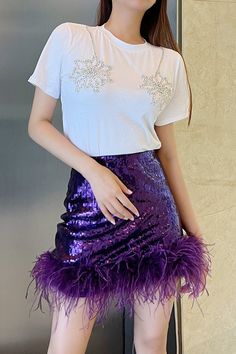 *High waist sequins skirt with feather bottom*Elastic waist*100%Polyester**Small Size*Waist: 23.5 inches (With Stretch)*Hip: 35 inches*Hem: 37.5 inches*Length: 14.5 inches***DRY WASH ONLY!!! Sequins Skirt, Night In Paris, Sweet Grace, Sequin Mini Skirts, Sequin Mini, British Indian, Dress Romper, Egift Card, Purple Gold