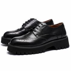 These women's platform oxfords are crafted from 100% cow leather. The supple leather molds to the shape of your feet, providing a snug and personalized fit. Additionally, the soft and breathable pigskin lining and insole enhance ventilation, keeping your feet fresh throughout the day. Upper: 100% Cow Leather Lining: 100% Pigskin Insole: 100% Pigskin Outsole: 100% Rubber Foam Heel Height: 2.8 cm Weight: 1kg Recital Outfit, Chunky Oxfords, Senior Recital, Platform Oxfords, Oxford Platform, Dress Office, Office Shoes, Business Dress, Women Oxford Shoes