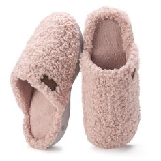 PRICES MAY VARY. 💖[Timelessly Stylish]: Pamper your feet with the cozy embrace of YOLIS timelessly womens fuzzy slippers. Designed for hassle-free wear, these slippers eature an easy on-and-off design, cocooning your feet in plush faux fur and a barefoot-friendly fabric for bare skin. They offer a snug haven of warmth and softness, perfect for your home office days or chilling out after hours on your feet. 💖[Cloud Cushion]: The plush slippers for women premium cloud cushion footbed is made of Foam House, Slip On Slippers, Cloud Cushion, Shoe Brushes, Home Slippers, Slippers For Women, Fuzzy Slippers, Slippers Cozy, Platform Slippers