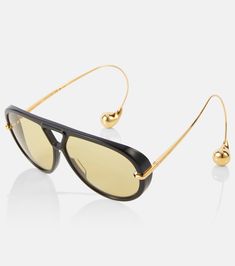 Drop aviator sunglasses in yellow - Bottega Veneta | Mytheresa Designer Aviator Sunglasses With Tinted Lenses, Modern Yellow Aviator Sunglasses With Mirrored Lenses, Designer Tinted Aviator Sunglasses For Summer, Gold Aviator Glasses, Yellow Lens Sunglasses, Jewerly Bag, Throwing Shade, Designer Shades, Aviator Glasses