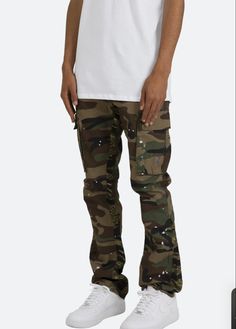 Sz: 31 Military Style Straight Leg Cargo Jeans For Streetwear, Straight Leg Military Cargo Jeans For Streetwear, Fitted Military Style Pants For Streetwear, Fitted Camouflage Cargo Pants With Straight Leg, Fitted Camouflage Cargo Pants For Streetwear, Military Style Fitted Bottoms For Streetwear, Fitted Military Style Bottoms For Streetwear, Camouflage Straight Leg Cotton Cargo Jeans, Urban Camouflage Straight Leg Cargo Pants