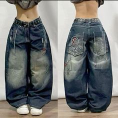 Street Wear Baggy Jeans, Baggy Jeans Women Aesthetic, Really Baggy Pants, Baggy Jeans Outfit Y2k Grunge, Very Baggy Pants, Huge Baggy Jeans, Baggy Baggy Jeans, Jinco Pants, Low Rise Baggy Jeans Outfit Y2k