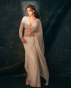 Pearl Saree, Seema Gujral, Kriti Sanan, Indian Sari Dress, Full Sleeve Blouse, Fashionable Saree Blouse Designs, Royalty Aesthetic