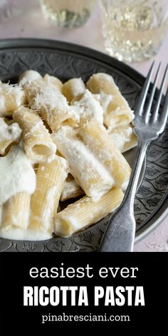 Creamy Ricotta Pasta on a plate Creamy Ricotta Pasta, Ricotta Pasta Sauce, Recipe Using Ricotta, Ricotta Pasta Recipes, Authentic Pasta, Ricotta Sauce, Ricotta Cheese Recipes, Cheese Sauce For Pasta, Pastas Recipes