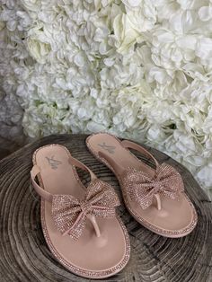 Pink and glitter rhinestone sandal
Rhinestone strap with bow and pink base
Brand new with tags
Comes in size: 6/7/8/9/10/11 Pink And Glitter, Birkenstock Sandals Women, Striped Espadrilles, Chloe Sandals, Tassel Sandals, Colored Sandals, Ankle Sandals, Black Flip Flops, Alegria Shoes