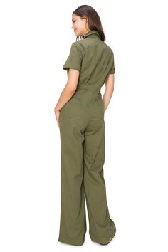 100% Cotton Feature: A twill jumpsuit featuring a notched collar, button-front closures, chest patch pockets, waist with buttoned straps, slanted front pockets, straight leg, and back patch pockets. Designed for both style and functionality, these stylish pants are the perfect choice for a laid-back yet polished look during your work or leisure hours. Check out more cool California vibes in our CALI1850 Collection. Versatile Style: Pair a simple jumpsuit with sneakers or flat sandals for a relax Cotton Utility Denim Jumpsuit With Button Closure, Utility Cotton Denim Jumpsuit With Button Closure, Cotton Short Sleeve Jumpsuits And Rompers With Button Closure, Utility Jumpsuit With Bib Front And Pockets, Utility Jumpsuits And Rompers With Bib Front And Pockets, Utility Jumpsuits With Side Pockets And Bib Front, Casual Fitted Jumpsuits And Rompers With Side Pockets, Casual Short Sleeve Overalls For Workwear, Casual Workwear Overalls With Short Sleeves