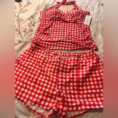 It’s A Lovely Day For A Picnic In This Super Cute Retro Style Halter Tankini With Board Shorts. Nwt, Tagged As A 3x But Fits More Like 1x. Elastic Waist Board Shorts With Velcro Closure. Picnic Pattern, Tankini With Shorts, Halter Tankini, A Picnic, Lovely Day, Board Shorts, Retro Style, Womens Swim, Tankini