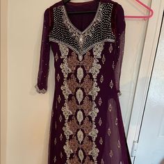 Heavy Wedding Formal Wear. Pure Chiffon. Beautifuk Moti Work And Velvet Top Also Available In A Light Blue In Size Medium Moti Work, Pakistani Salwar, Pakistani Salwar Kameez, Pure Chiffon, Velvet Top, Wedding Formal, Velvet Tops, Purple Wedding, Formal Wedding