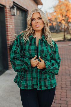 Long Sleeve Flannel Outerwear With Buttons, Flannel Outerwear With Buttons, Plaid Flannel Outerwear With Long Sleeves, Green Collared Fall Outerwear, Spring Flannel Collared Outerwear, Green Collared Flannel Shirt For Fall, Green Long Sleeve Flannel Shirt For Work, Collared Green Outerwear For Fall, Green Collared Outerwear For Fall