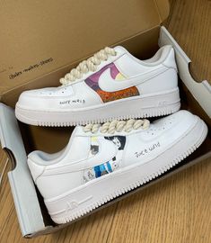 Custom Juice WRLD With Rope Laces Nike Air Force 1 Sneakers 👟Design: Hand-painted Juice WRLD with rope laces inspired by "Goodbye & Good Riddance" and "Legends Never Die" album. 🎨Fully Customizable: Use the personalization box to request any design or theme you desire. 📍Default Option: No personalization request means you receive the showcased Juice WRLD design. Expert Craftsmanship: Over four years of experience in custom sneaker artistry. Open Communication: Message for details on Etsy or I Nike Air Force 1 Custom Juice Wrld, Juice Wrld Rug, Juice Wrld Wall Art, Wasted Juice Wrld, Juice World Shirt, Good Riddance, Custom Nikes, How To Make Shoes, Custom Sneakers