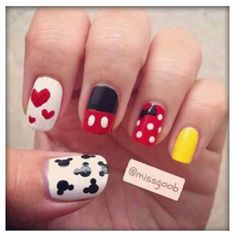 Disney nails! Mouse Nail Art, Cartoon Nail Art, Disney Nail Designs, Mickey Mouse Nails, Minnie Mouse Nails, Mickey Nails, Nail Art Disney, Red Nail Designs, Disney Nails