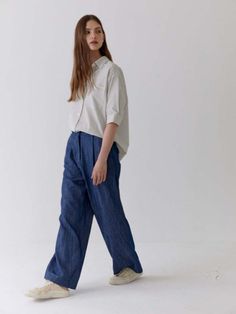 Composition : COTTON100Country of Origin : Republic of Korea Spring Relaxed Fit Indigo Jeans, Indigo Wide Leg Bottoms With Relaxed Fit, Relaxed Fit Indigo Wide Leg Pants, Relaxed Fit Wide Leg Indigo Pants, Indigo Relaxed Fit Wide-leg Pants, Indigo Wide Leg Cotton Pants With Relaxed Fit, Indigo Cotton Wide Leg Relaxed Fit Pants, Indigo Cotton Wide Leg Pants With Relaxed Fit, Casual Indigo Straight Jeans