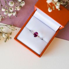 Rhodolite Garnet and Diamond Ring Side model Garnet And Diamond Ring, Rhodolite Garnet, White Gold Ring, Jewellery Collection, Silver Jewellery, Three Stone, Brilliant Cut Diamond, White Gold Rings