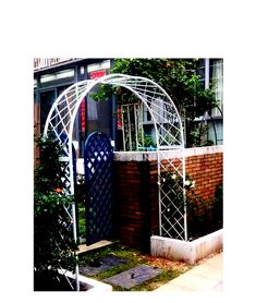 LINGOSHUN OUTDOOR Backyard Climbing 260 250cm 40 Backyard Climbing, Metal Garden Arch, Garden Arbor, Garden Lawn, Outdoor Backyard, Plant Supports, Design Garden, Grid Design, Climbing Plants