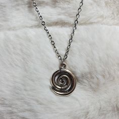 Intricate Spiral Charm Necklace. These Charms Are Approximately 18x15mm. Comes On A 16 Inch Stainless Steel Necklace With A Lobster Clasp And 1.5 Inch Extension Chain. Brand New And Made From Alloy Metals. #Spiral #Geometric #Silver #Punk #Steampunk Punk Steampunk, Element Necklace, Thick Necklace, Spiral Necklace, Vintage Fans, Ball Necklace, Birthday Wishlist, Steel Necklace, Stainless Steel Necklace